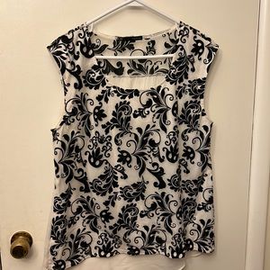 Maurice’s Women’s Sleeveless Top Black/White Size XL